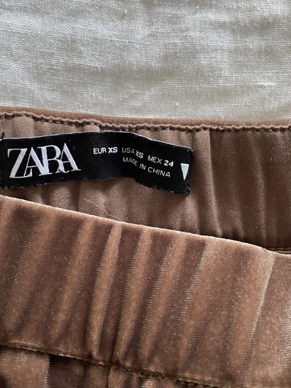 Zara Brown Velvet/ Velour Pants | Size XS